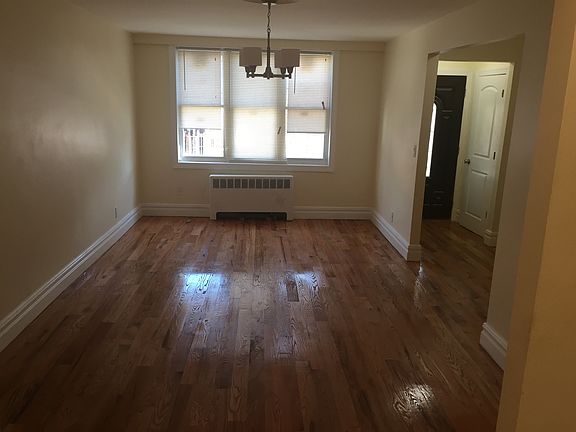 4th image of 4237 Digney Ave