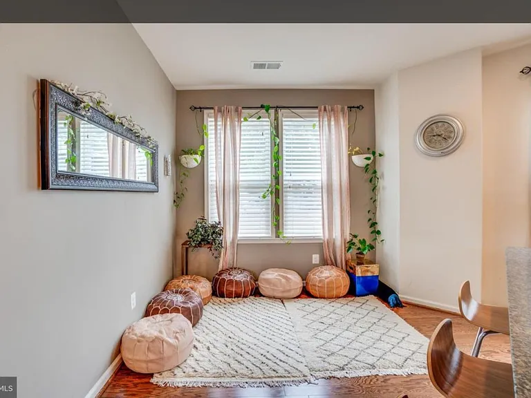 9320 Fairview Ave — Photo 7