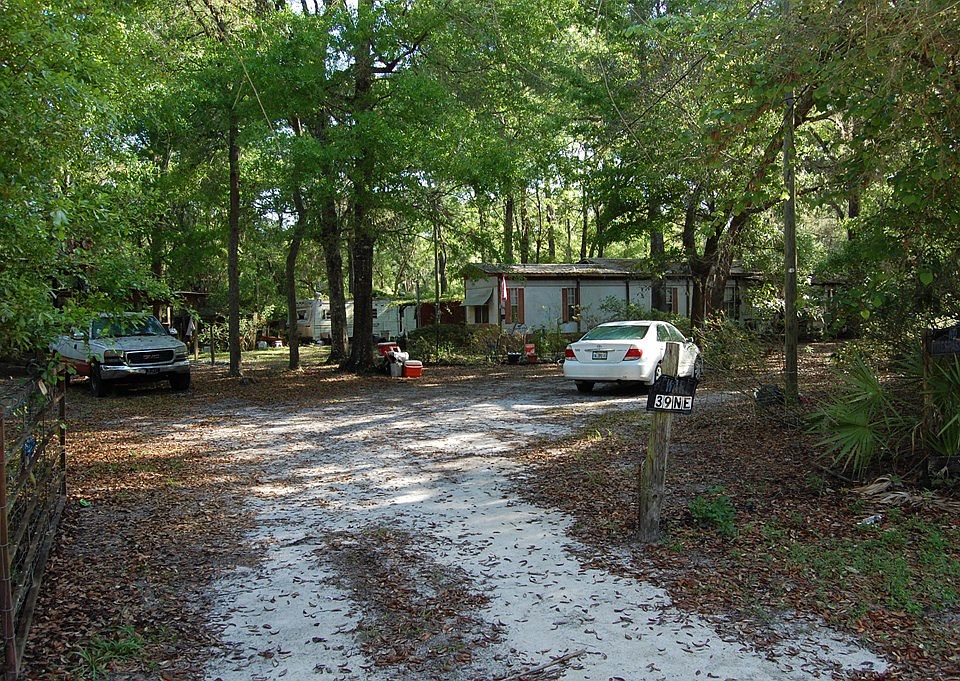 2nd image of 39 NE 504th Ave
