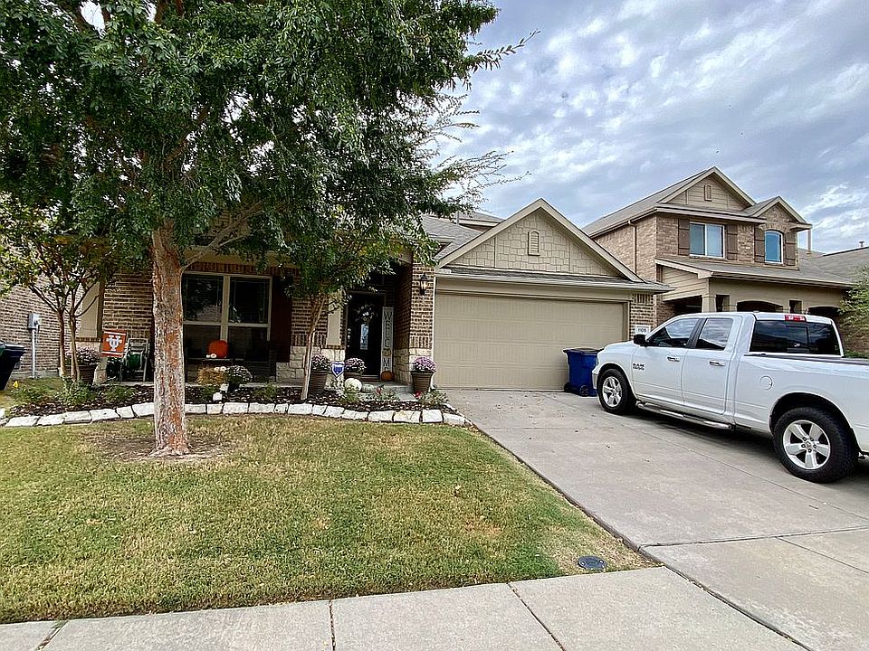 1st image of 1105 Blanco Ln