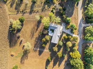 10495 Old Y Rd, Mazomanie, WI 53560