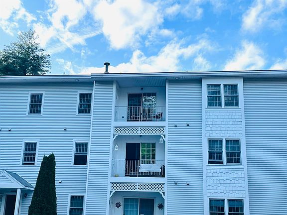 3rd image of 28 James Street #60