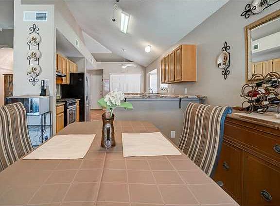 5th image of 11665 Tait Ct