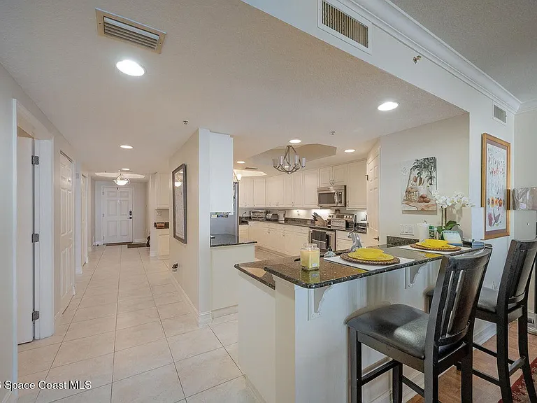 7 Indian River Ave #1003 — Photo 26