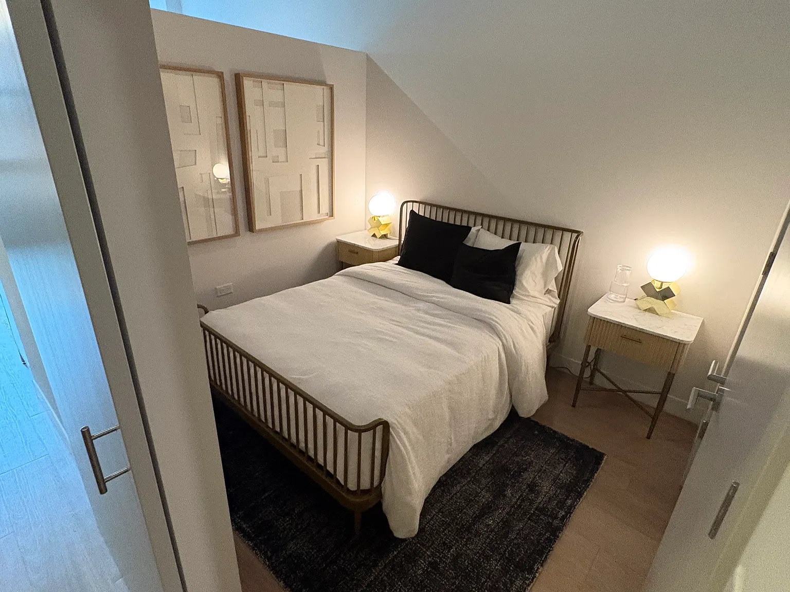 Studio, 527 sqft, $2,571 — Photo 3