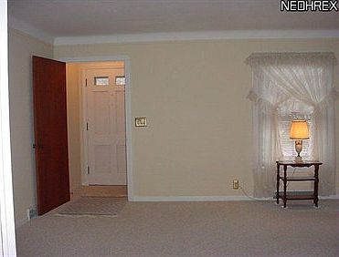 5th image of 26875 1st St