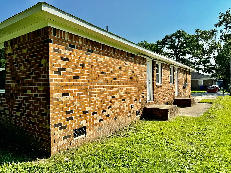 1539 Palmetto St #B — Photo 19
