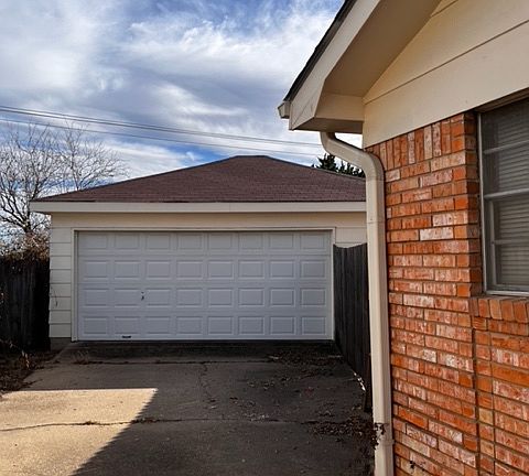 3rd image of 2306 Quail Hollow Dr