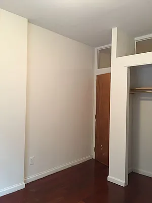 Rented by Sky Management | media 32