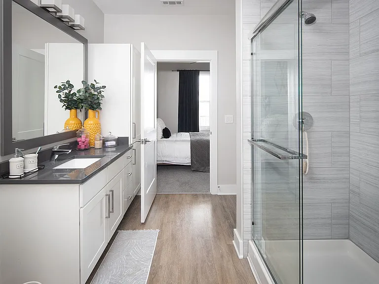 Pointe at Research Park Apartments — Photo 6
