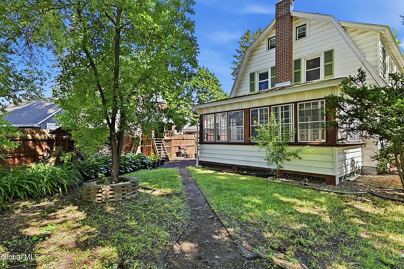 4th image of 233 N Ballston Avenue