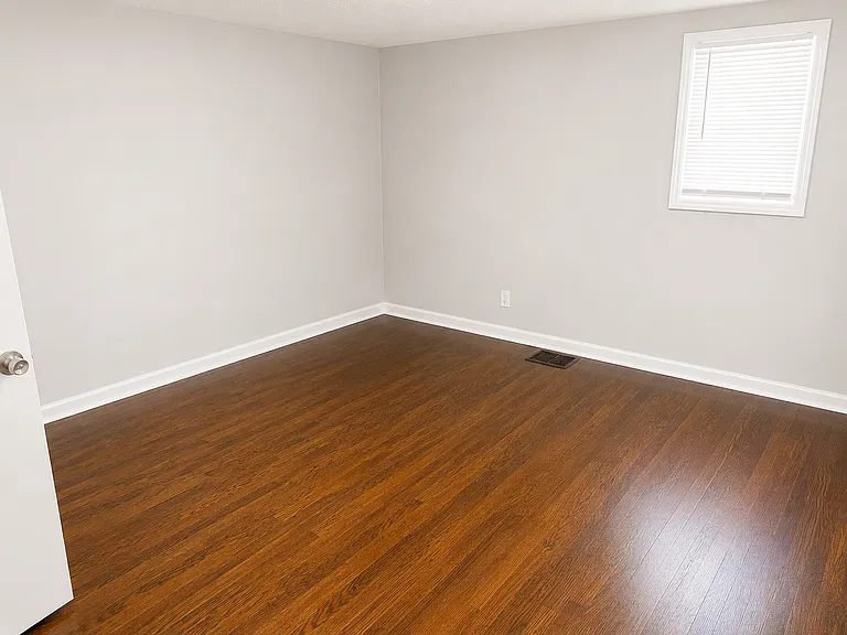 5805 Jackson Ave — Photo 9