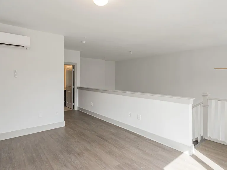 Heritage East — Photo 26