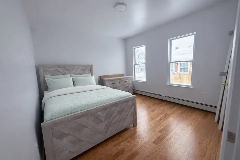 2 bed, 1000 sqft, $2,650 — Photo 4