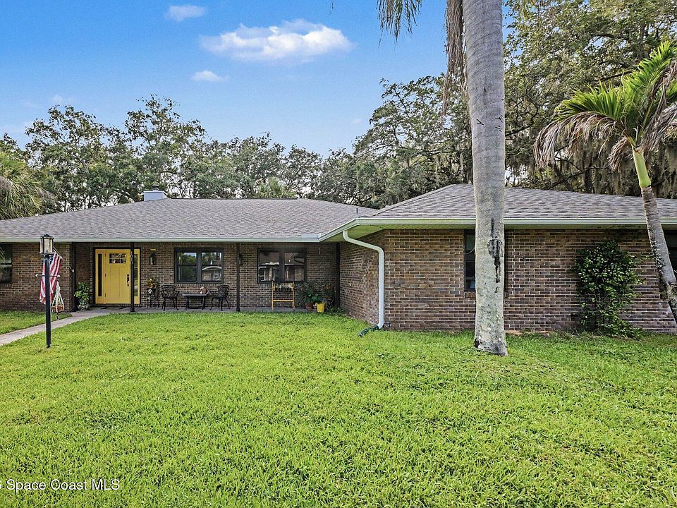1st image of 1810 Whispering Oaks Cir