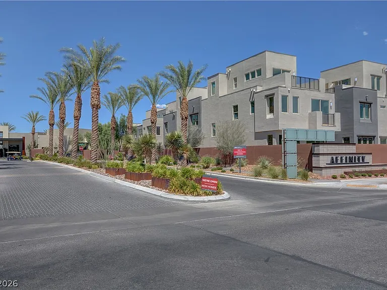 11401 Gravitation Dr — Photo 66