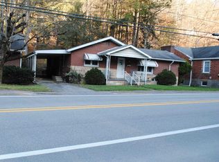 713 S Main St, Philippi, WV 26416