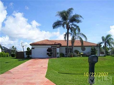 2nd image of 2879 SE Eagle Dr