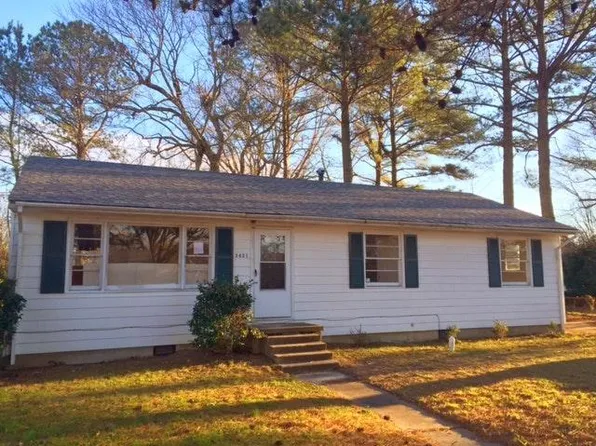 3421 W Weaver Rd, Hampton, VA 23666