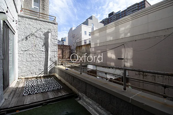 Rented by Oxford Property Group | media 16