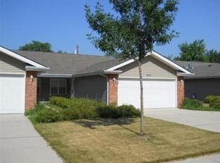 950 N Colfax St, Griffith, IN 46319