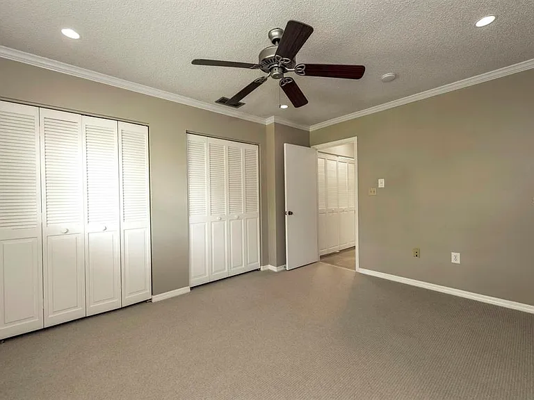 110 N Tremain St #202 — Photo 14