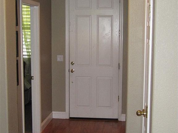2nd image of 704 Plum Creek Ct