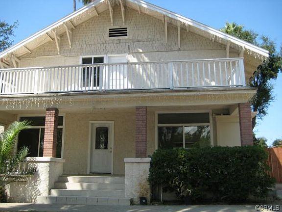 2nd image of 1675 N Los Robles Ave