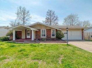 1621 Barkwood Dr, Florissant, MO