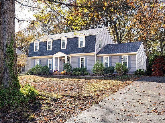 2nd image of 2234 Lancashire Dr