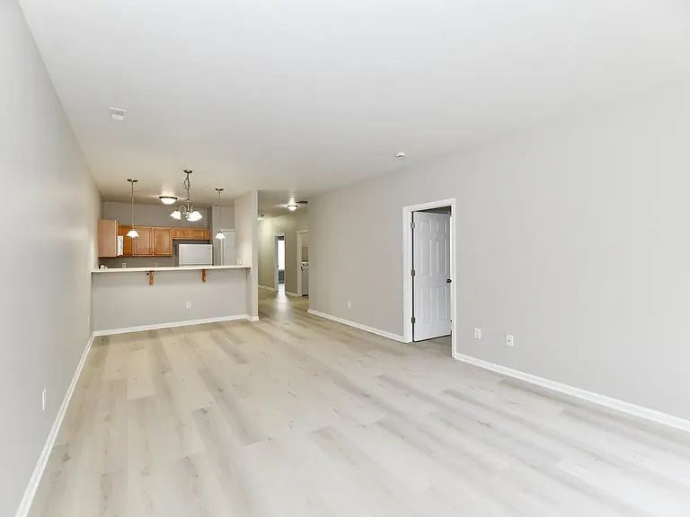 10416 Platinum Dr — Photo 24