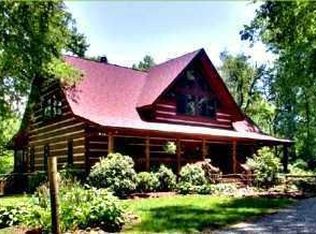 1702 Sweetwater Bnd, Hayesville, NC 28904