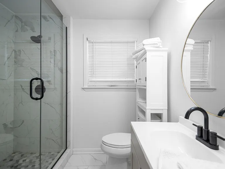 1801 N Polk St — Photo 15
