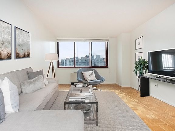 2nd image of 474 48th Ave APT 10M