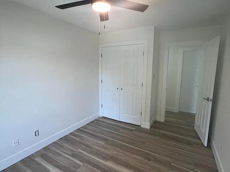 380B Delancey Pl #B — Photo 16