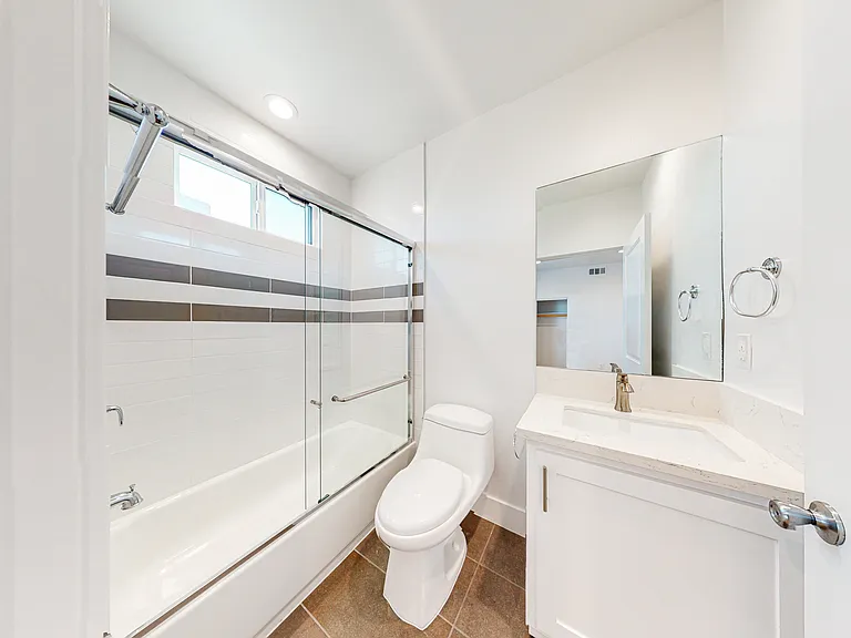 3922 Brighton Ave #1 — Photo 3