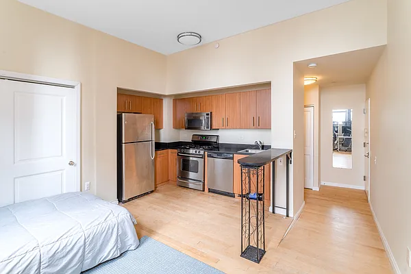 Rented by Christie's International Real Estate Group, LLC | media 3