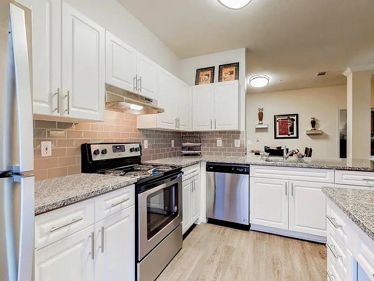 Wynfield Park Apartments — Photo 13