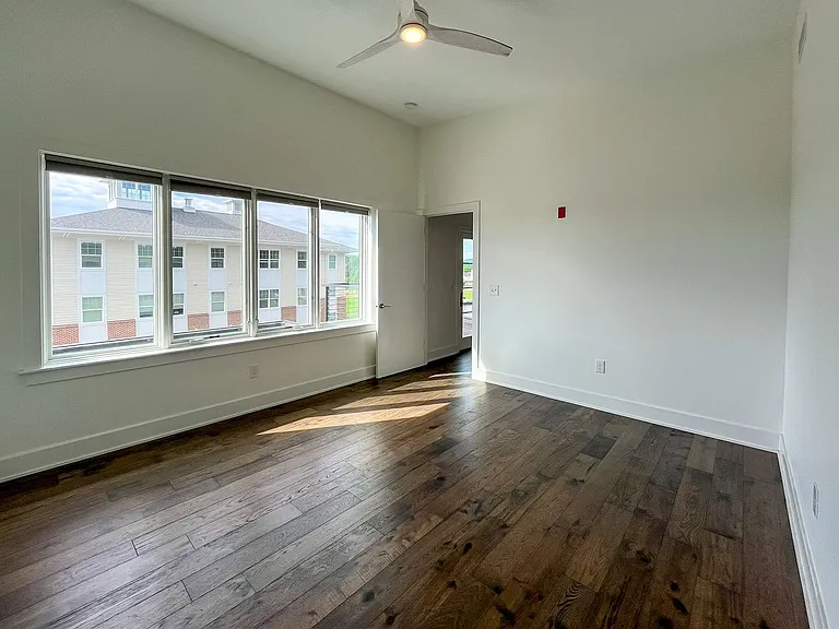 Old Trail Heights Apartments — Photo 28