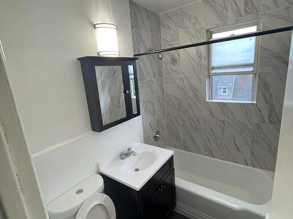 1st image of 151 S Munn Ave