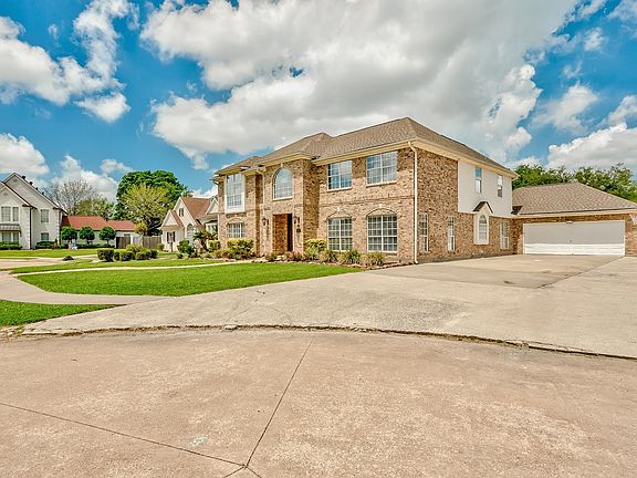 2nd image of 3147 Lancaster Ln
