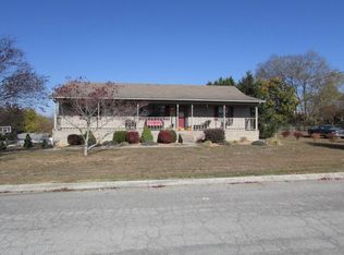 5113 Holston Crest Dr, Morristown, TN 37814