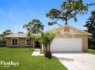17424 Kentucky Rd, Fort Myers, FL 33967