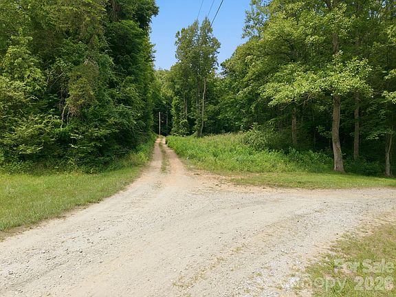 3rd image of 2148 White Springs Ln