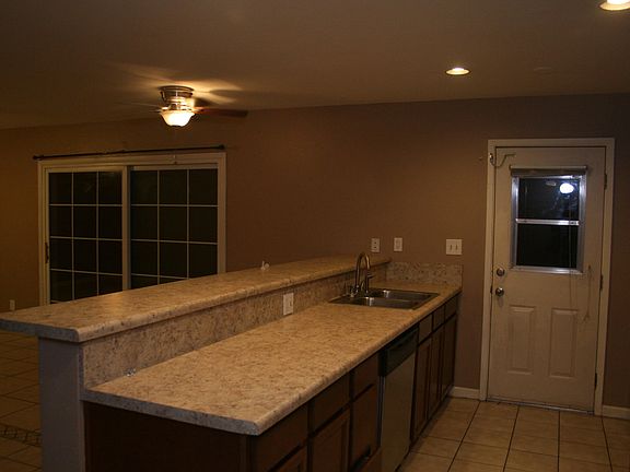 4th image of 10840 N 44th Ln