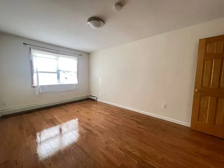 8812 21st Ave #3A — Photo 11