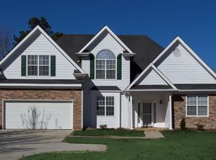 97 Rocky Ct, Hoschton, GA 30548