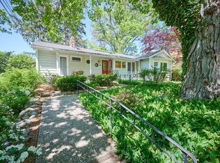 9 Malvern Ter, Newton, MA 02466