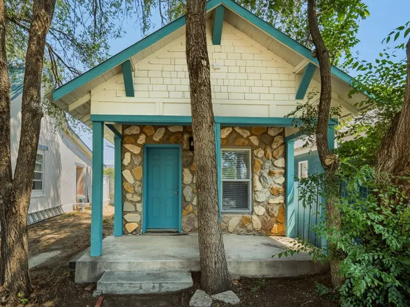 206 Sugarite Ave, Raton, NM 87740