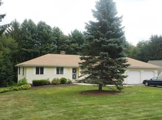834 Somers Rd, East Longmeadow, MA 01028